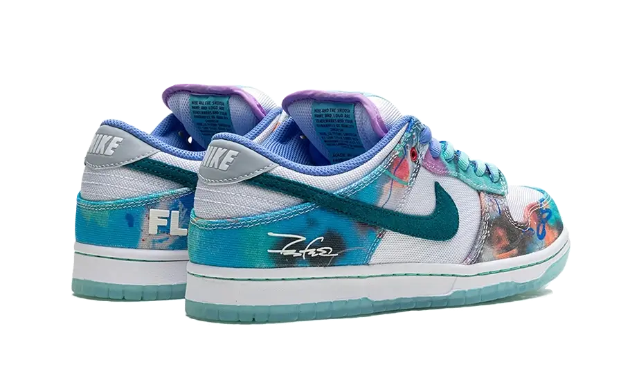 Nike SB Dunk Low "Futura Laboratories Bleached Aqua"
