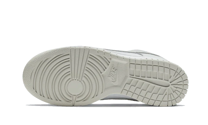 Nike Dunk Low "Photon Dust"