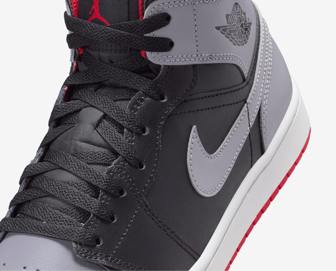 Air Jordan 1 Mid "Cement Grey"