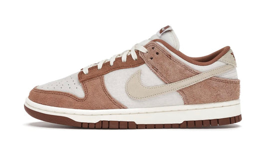 Nike Dunk Low "Medium Curry"